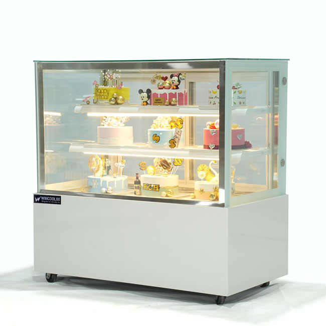 Tủ bánh kem 1m2 kính vuông 3 tầng