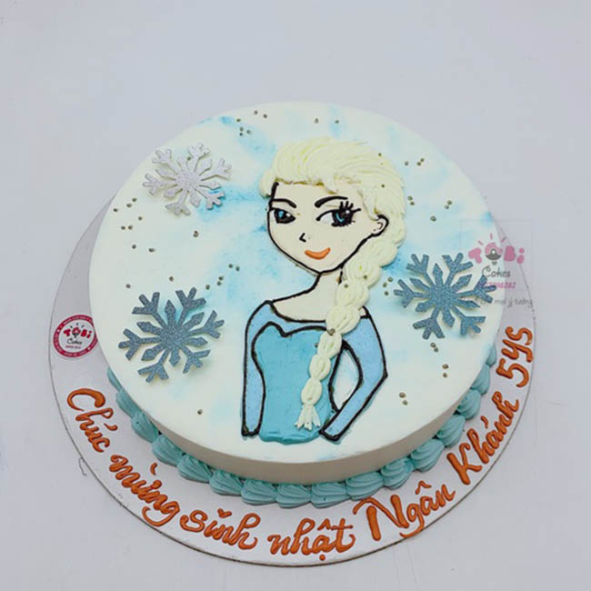 Bánh sinh nhật Elsa đơn giản 2