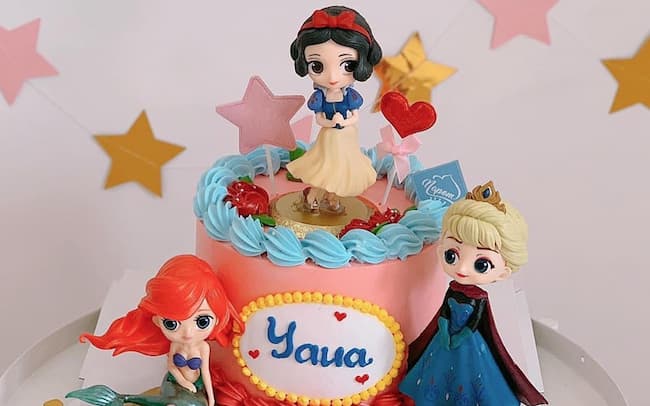Bánh sinh nhật cho bé gái hình công chúa