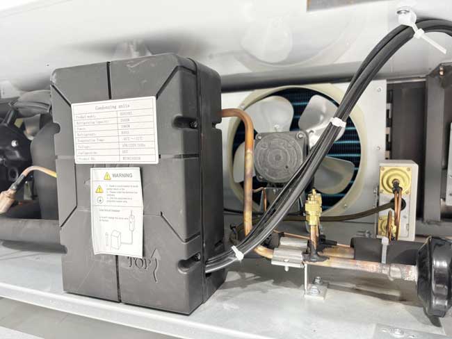 Chất làm lạnh: R404