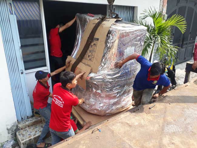 Một số lưu ý khi di chuyển tủ mát