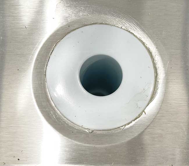 Lỗ thoát nước