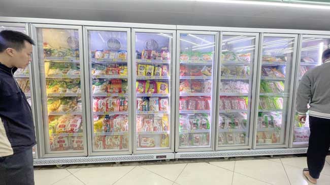 Đặt thực phẩm mới ở ngoài cùng
