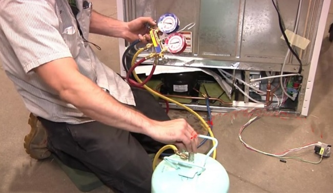 Ga tủ đông cần thay định kỳ