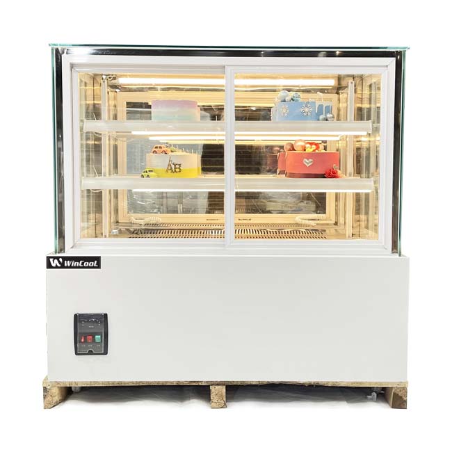 Tủ bánh kem 1m2 kính vuông 3 tầng