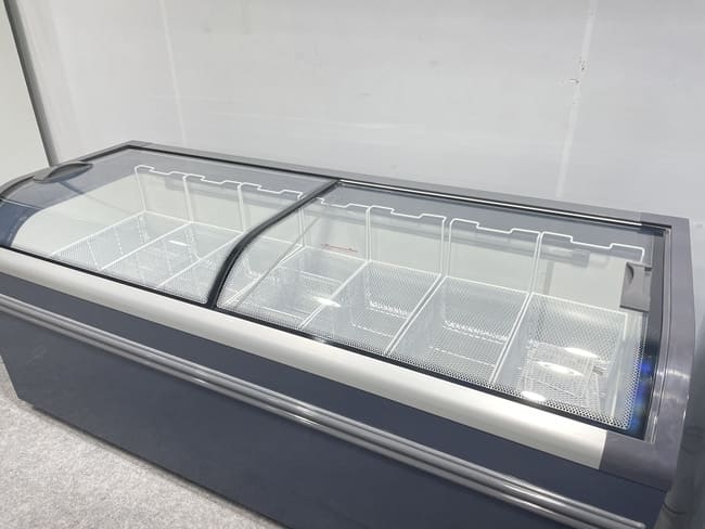 Tủ đông loại nào tốt? Mẫu tủ 2 kính lùa Wincool