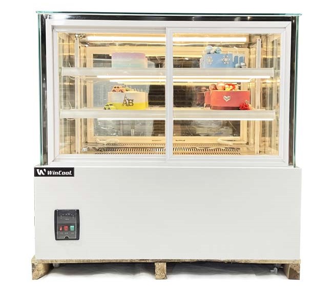 Tủ bánh kem 1m2 cửa trước