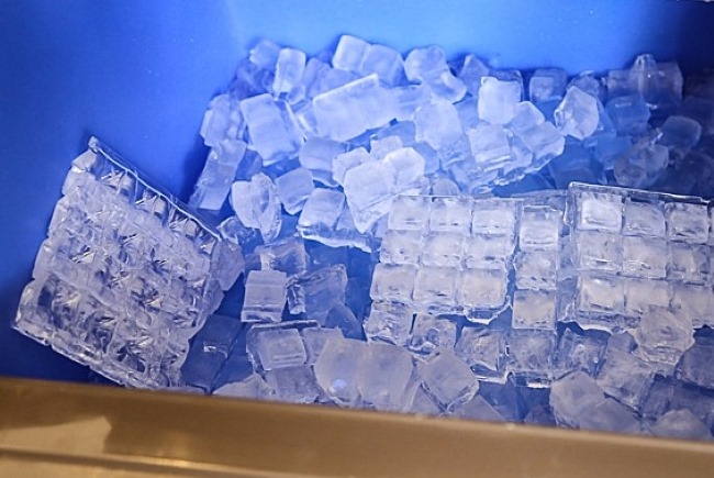 Khoang chứa đá sạch sẽ