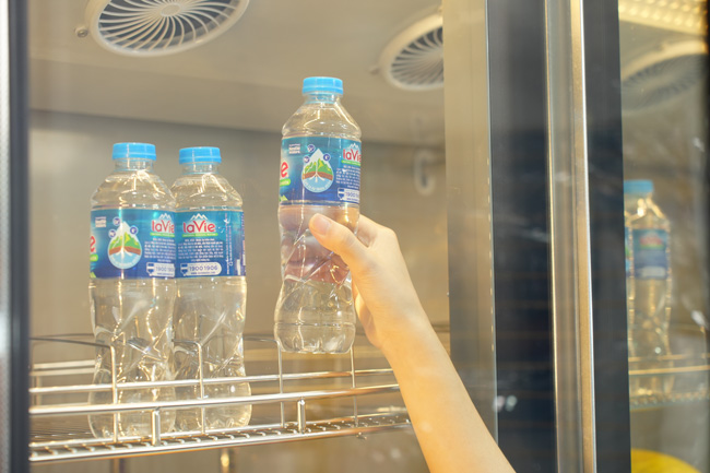 Đ&egrave;n chiếu s&aacute;ng đẹp mắt