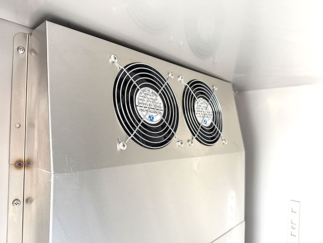 L&agrave;m lạnh quạt gi&oacute; 