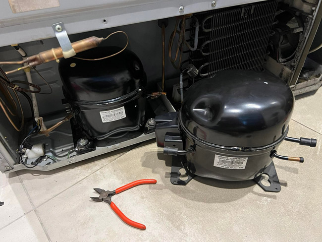 Block n&eacute;n tủ đ&ocirc;ng