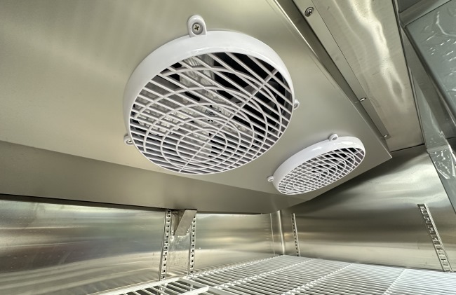 L&agrave;m lạnh quạt gi&oacute;