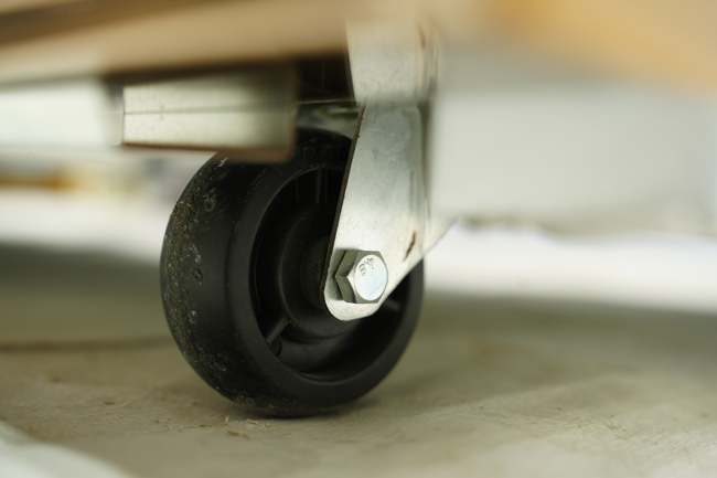 Bánh xe dễ di chuyển