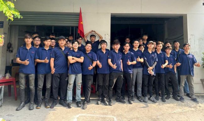 Kỹ thuật vi&ecirc;n chuy&ecirc;n nghiệp