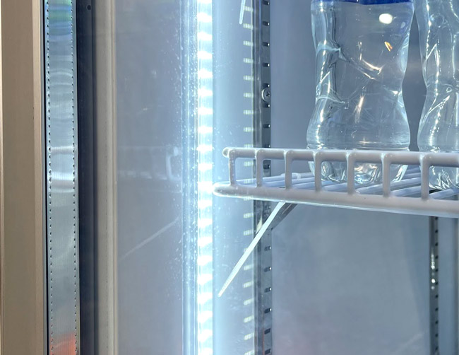 Đ&egrave;n LED chiếu s&aacute;ng nổi bật